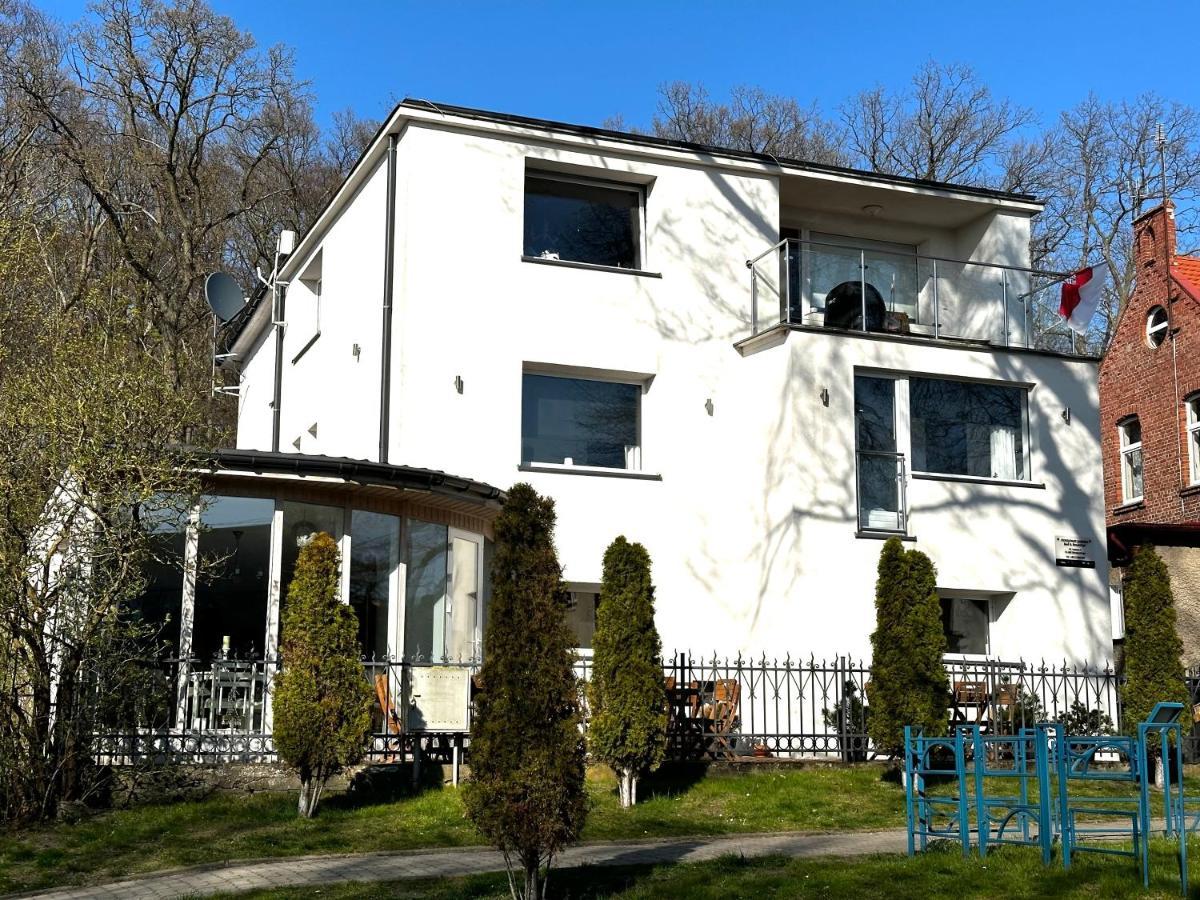 Pensjonat Jagoda B&B 미엥지즈드로예 외부 사진