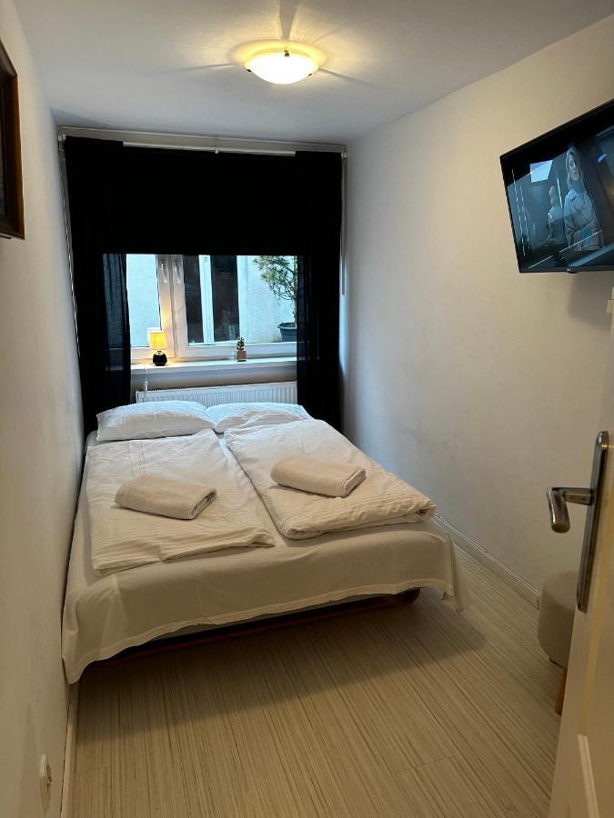 Pensjonat Jagoda B&B 미엥지즈드로예 외부 사진