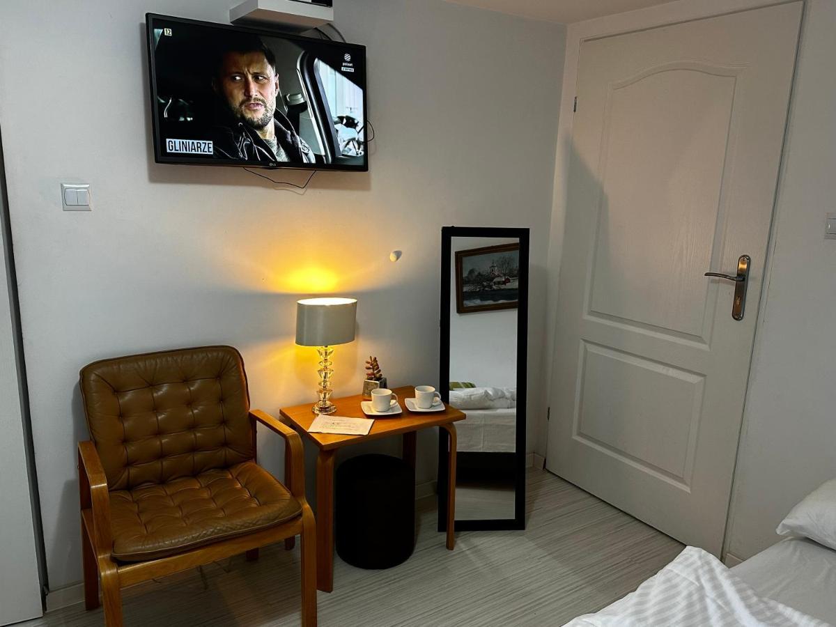 Pensjonat Jagoda B&B 미엥지즈드로예 외부 사진