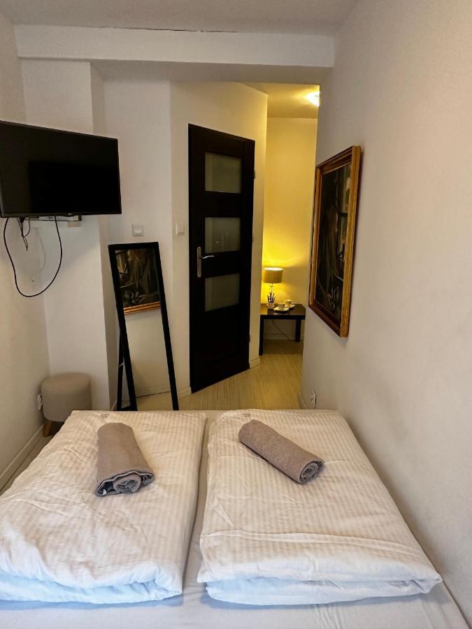 Pensjonat Jagoda B&B 미엥지즈드로예 외부 사진